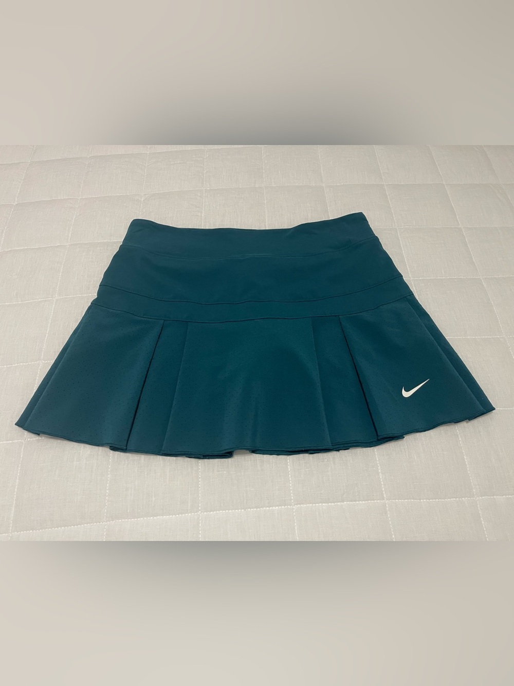 Nike Women's Teal Athletic Pleated Skort
